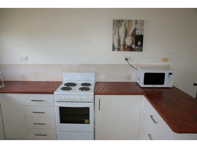 2/16 Wongaling Beach Road, Wongaling Beach QLD 4852