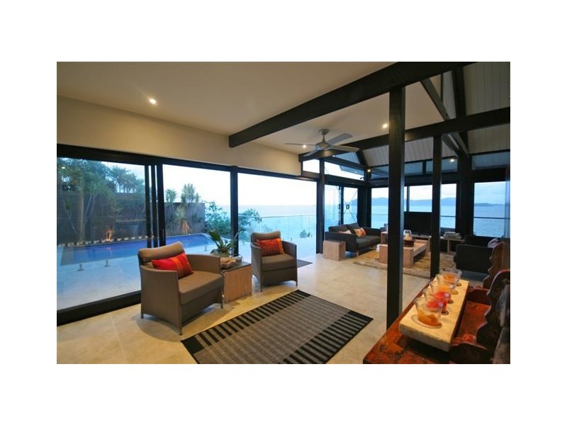 5 Mitchell Street, South Mission QLD 4852