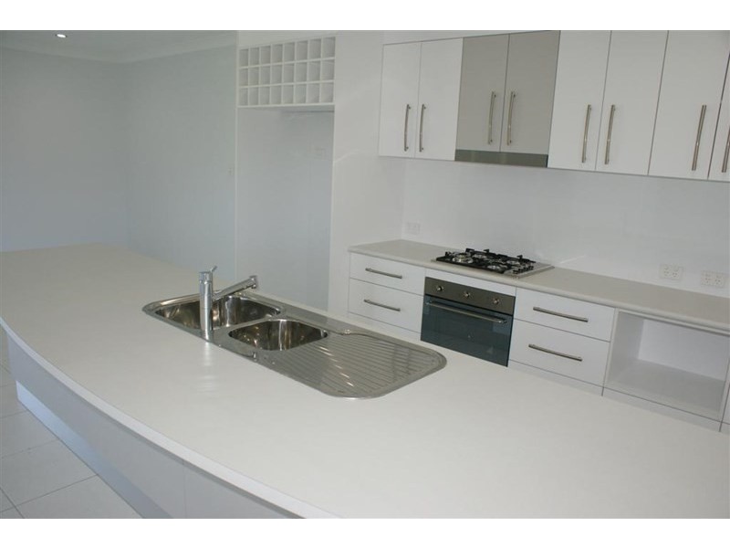 13 Dalgleish Street, Kurrimine Beach QLD 4871