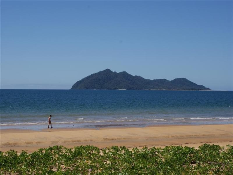 21 Shore Street, Wongaling Beach QLD 4852
