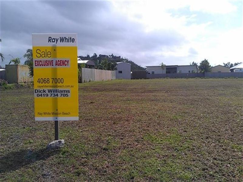 12 Voyager Street, Mission Beach QLD 4852