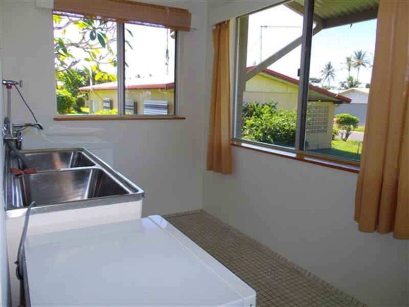 9 Donkin Lane, Mission Beach QLD 4852
