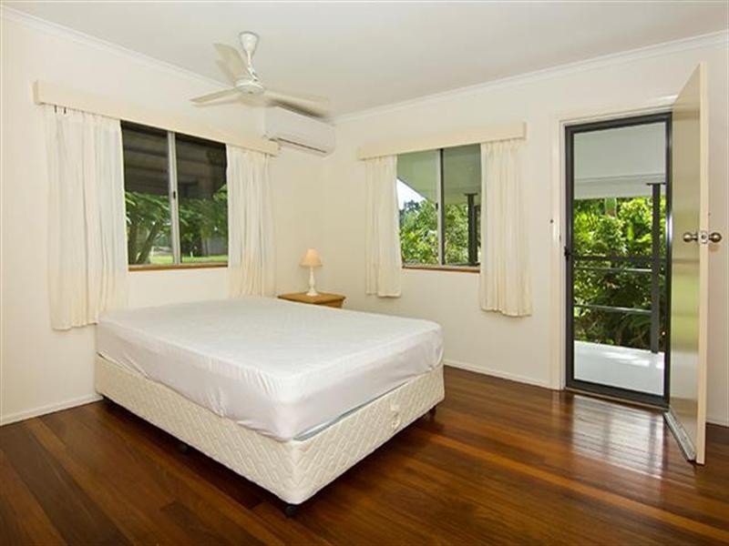 9 Donkin Lane, Mission Beach QLD 4852