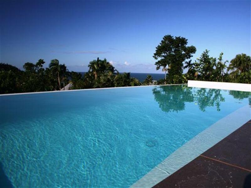 45 Cutten Street, Bingil Bay QLD 4852