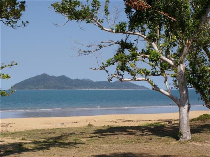 1/155 Reid Road, Wongaling Beach QLD 4852