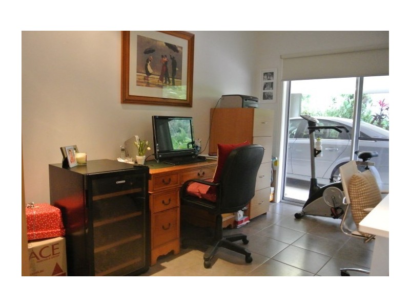 18 Pioneer Street, Bingil Bay QLD 4852