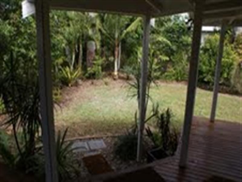 16 Southward Street, Mission Beach QLD 4852