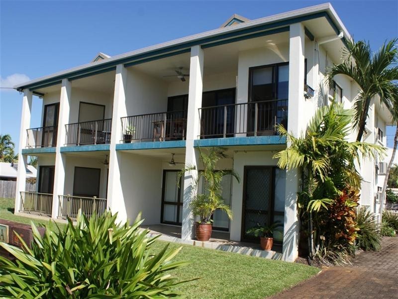 Wongaling Beach QLD 4852