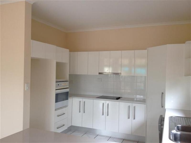 60 Seafarer Street, South Mission QLD 4852