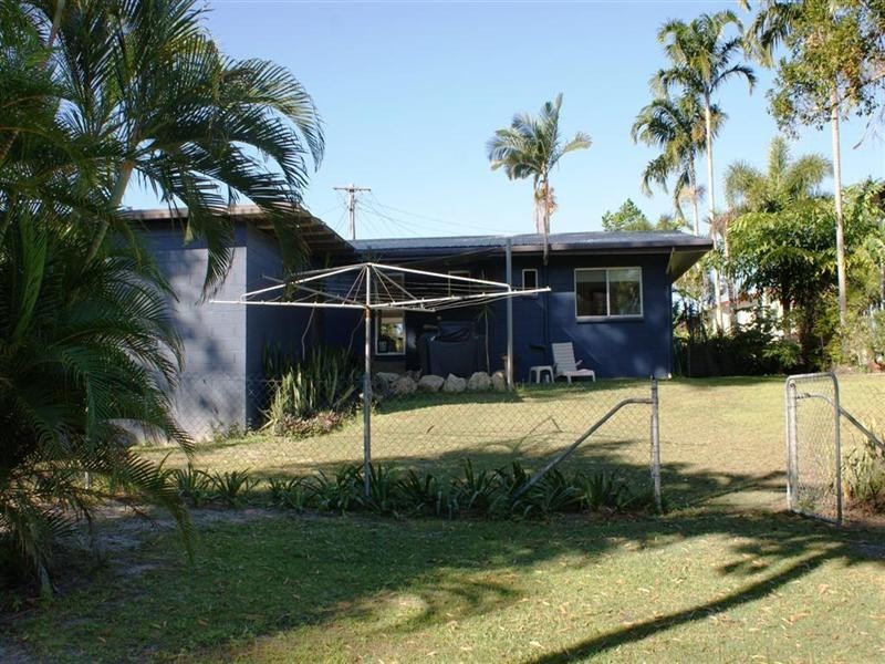 5 Bunting Street, Wongaling Beach QLD 4852