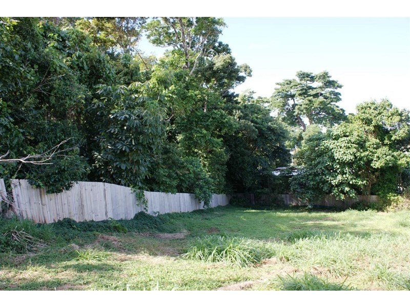 8 Coonanglebah Close, Mission Beach QLD 4852