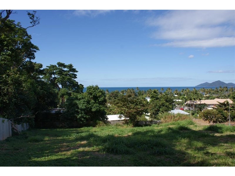 8 Coonanglebah Close, Mission Beach QLD 4852