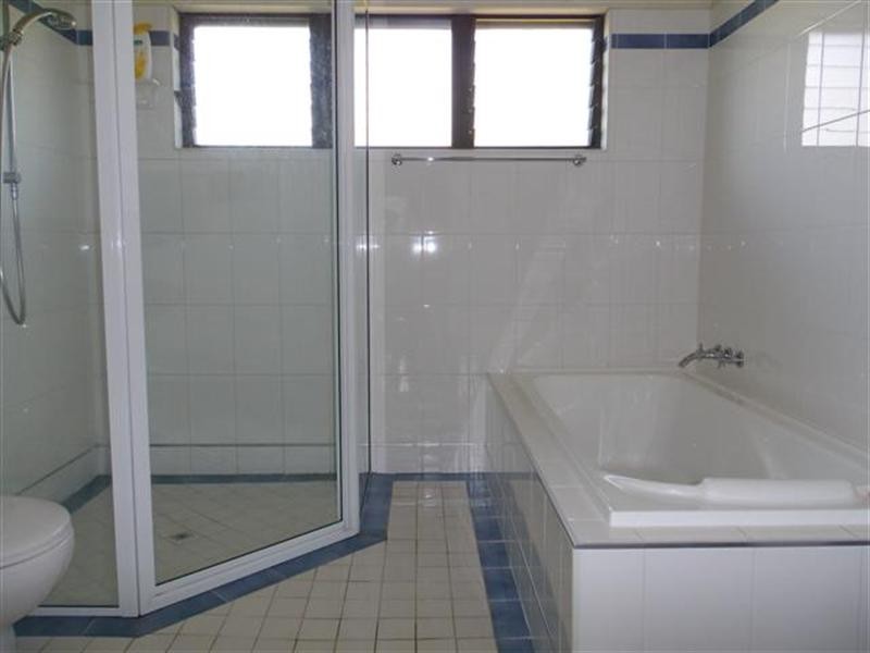 4 Lindquist Close, Mission Beach QLD 4852