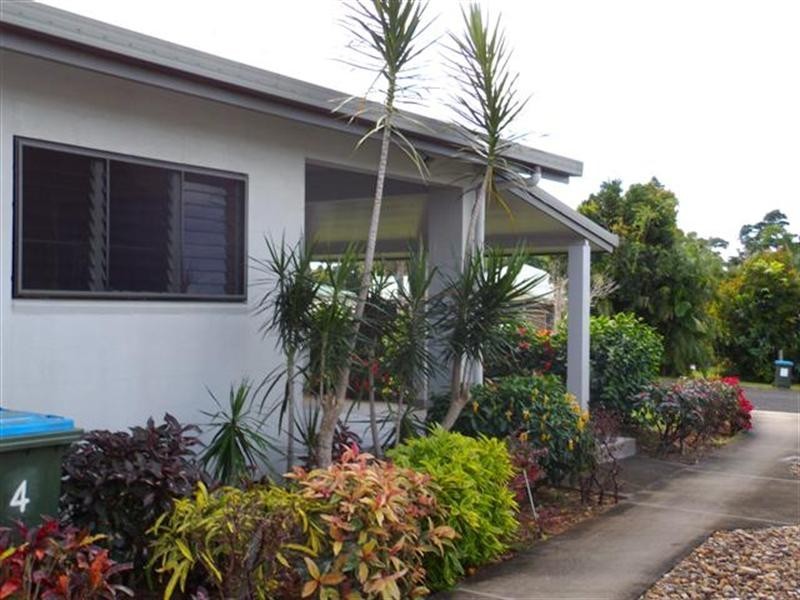 4 Lindquist Close, Mission Beach QLD 4852