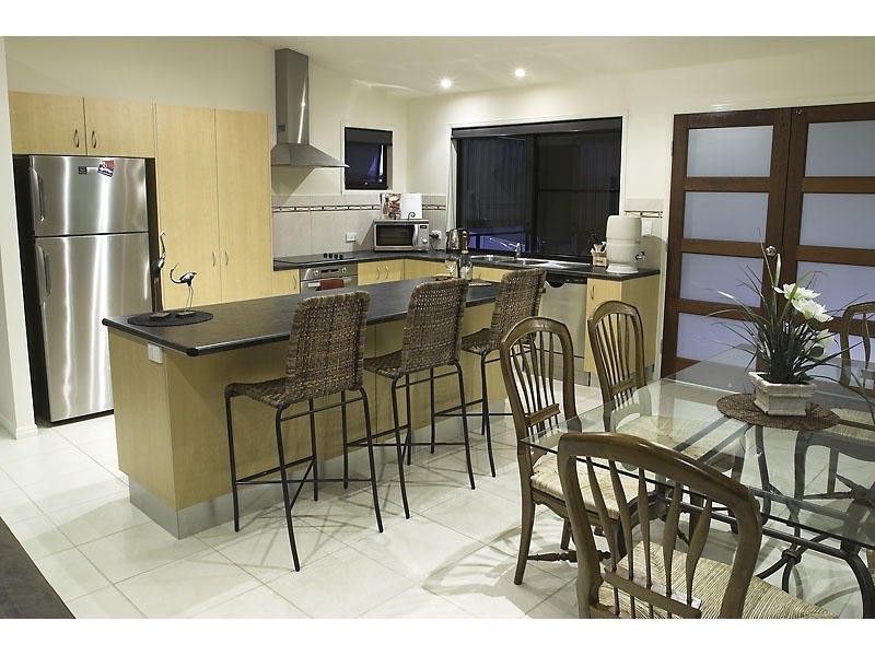 18 Tarwarri Crescent, Mooloolaba QLD 4557