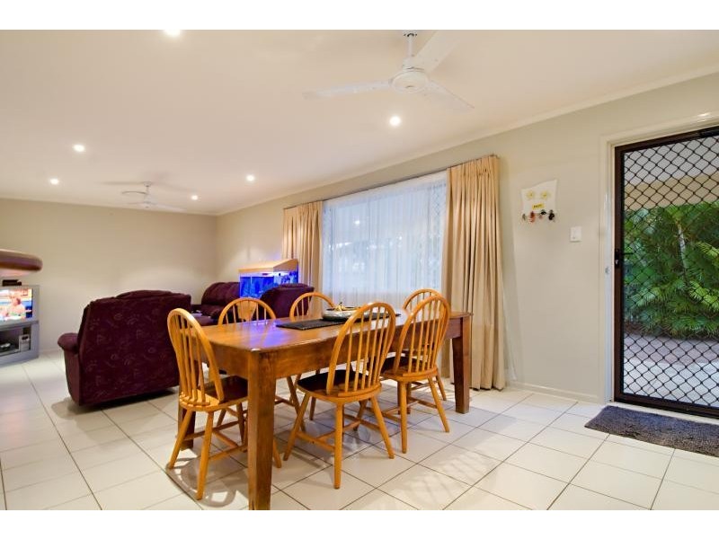 28 Oogar Street, Maroochydore QLD 4558