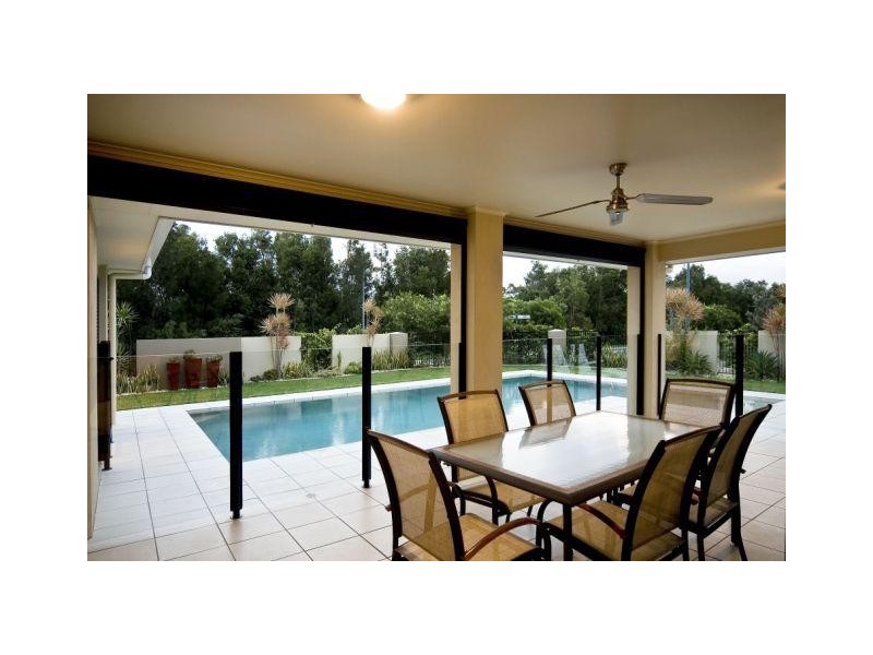 2 Webb Street, Twin Waters QLD 4564