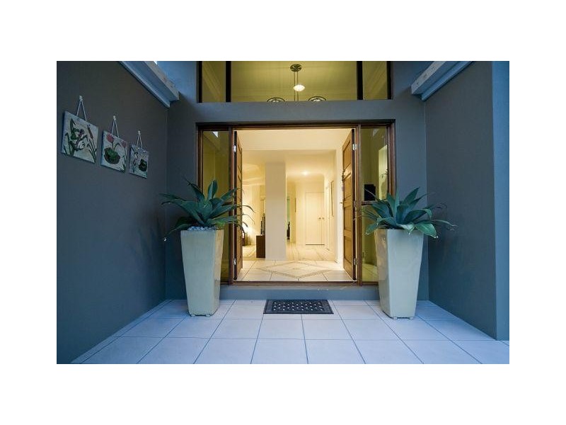 2 Webb Street, Twin Waters QLD 4564