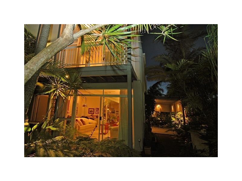 15 Muraban Street, Mooloolaba QLD 4557