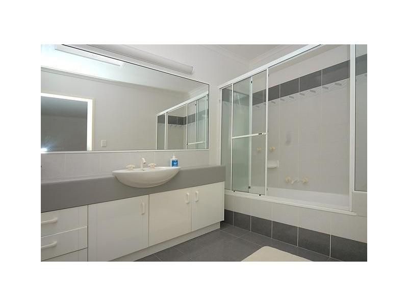 15 Muraban Street, Mooloolaba QLD 4557