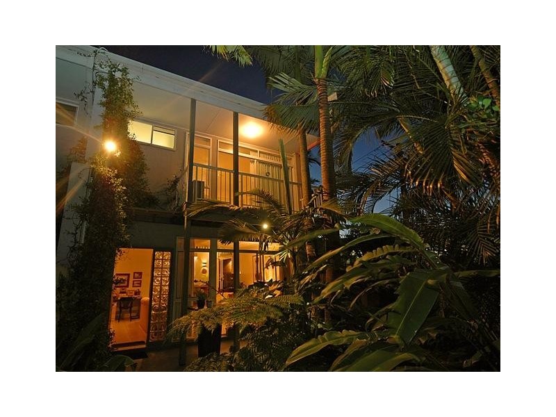 15 Muraban Street, Mooloolaba QLD 4557