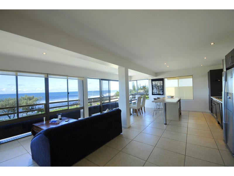 11/21 Boolarong Court, Alexandra Headland QLD 4572