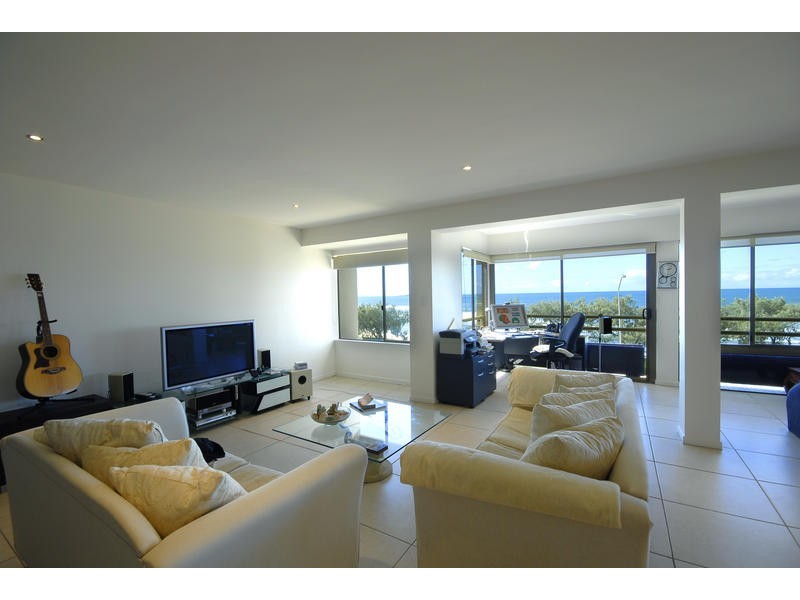 11/21 Boolarong Court, Alexandra Headland QLD 4572
