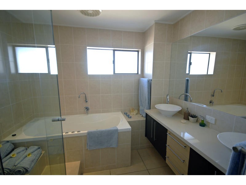 11/21 Boolarong Court, Alexandra Headland QLD 4572