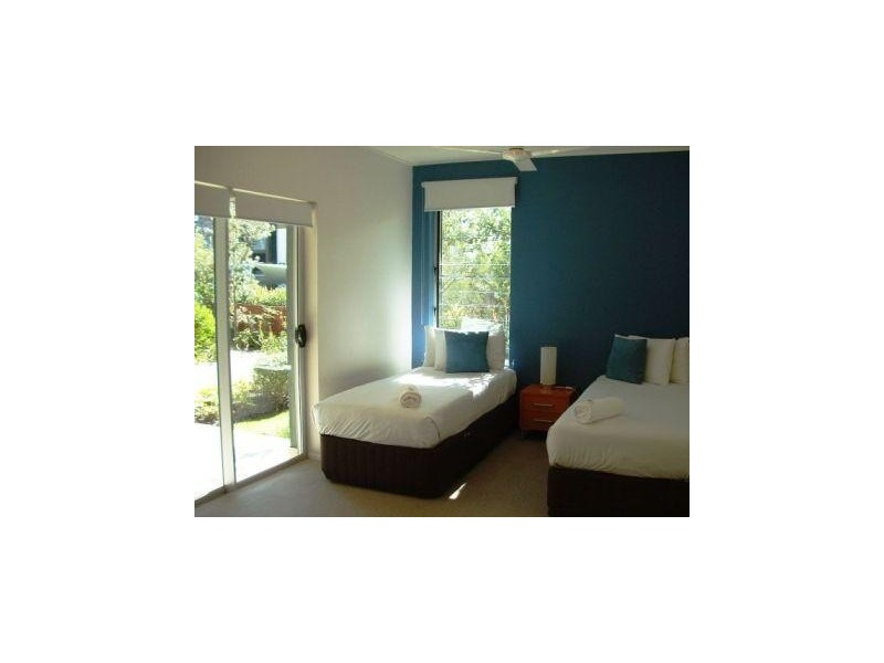 129/80 North Shore Road, Twin Waters QLD 4564