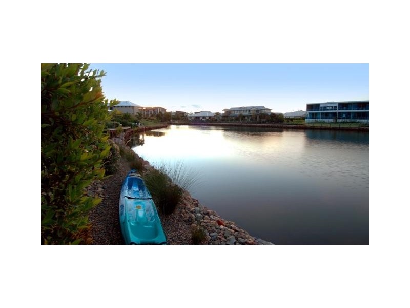 41 Baywater Drive, Twin Waters QLD 4564