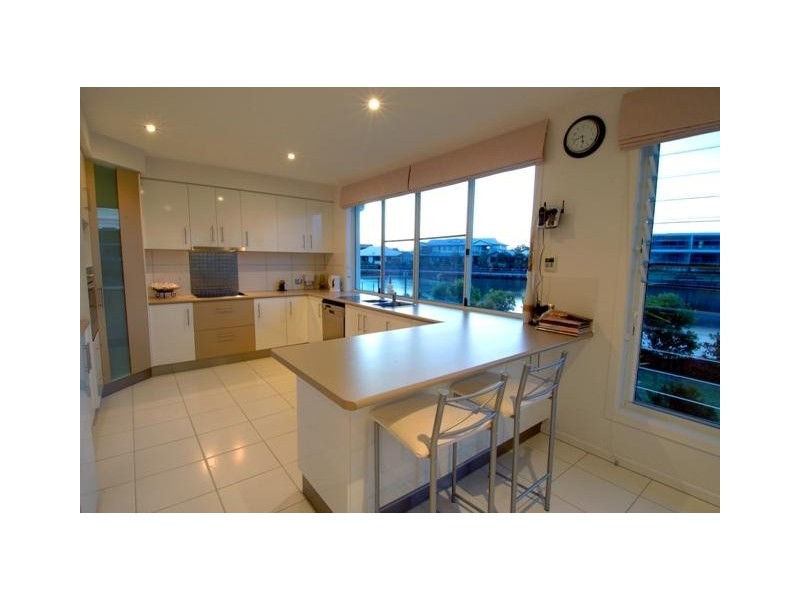 41 Baywater Drive, Twin Waters QLD 4564