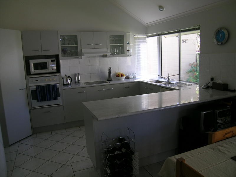 33 Bauhinia Avenue, Mooloolaba QLD 4557