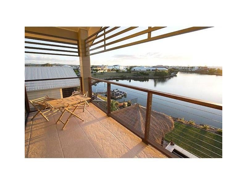 25 Seahorse Drive, Twin Waters QLD 4564