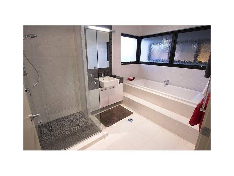 25 Seahorse Drive, Twin Waters QLD 4564
