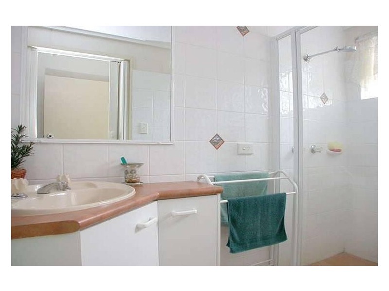 15 Pacific Terrace, Alexandra Headland QLD 4572