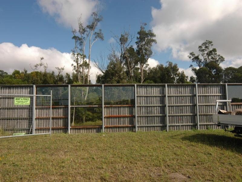 136 Grand Parade, Parrearra QLD 4575