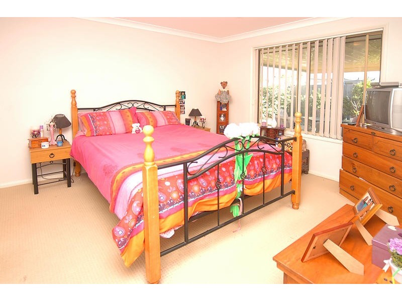 4 Lombok Street, Parrearra QLD 4575