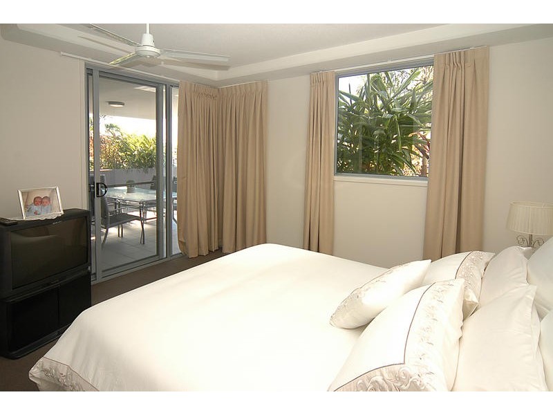 8/51 Grand Parade, Parrearra QLD 4575