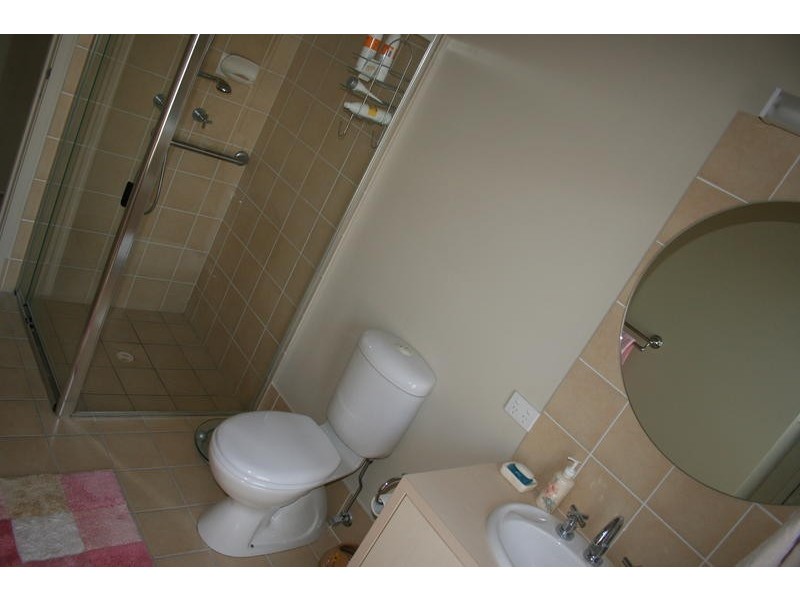 2 Grand Parade, Parrearra QLD 4575