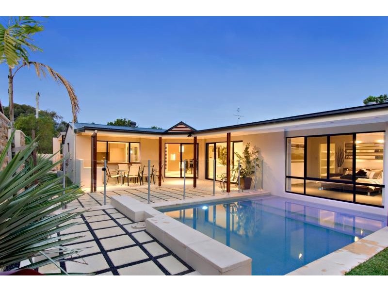 54 Oomoo Street, Buddina QLD 4575