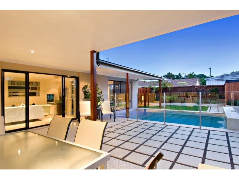 54 Oomoo Street, Buddina QLD 4575