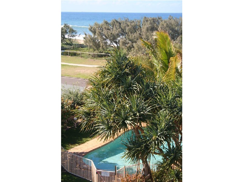 143 Lowanna Drive, Parrearra QLD 4575