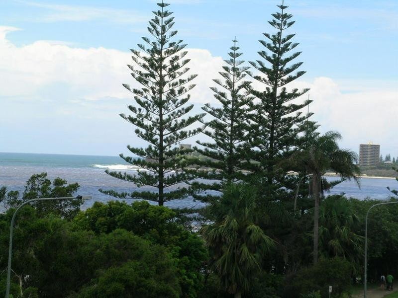 13/143 Mooloolaba Esplanade, Mooloolaba QLD 4557