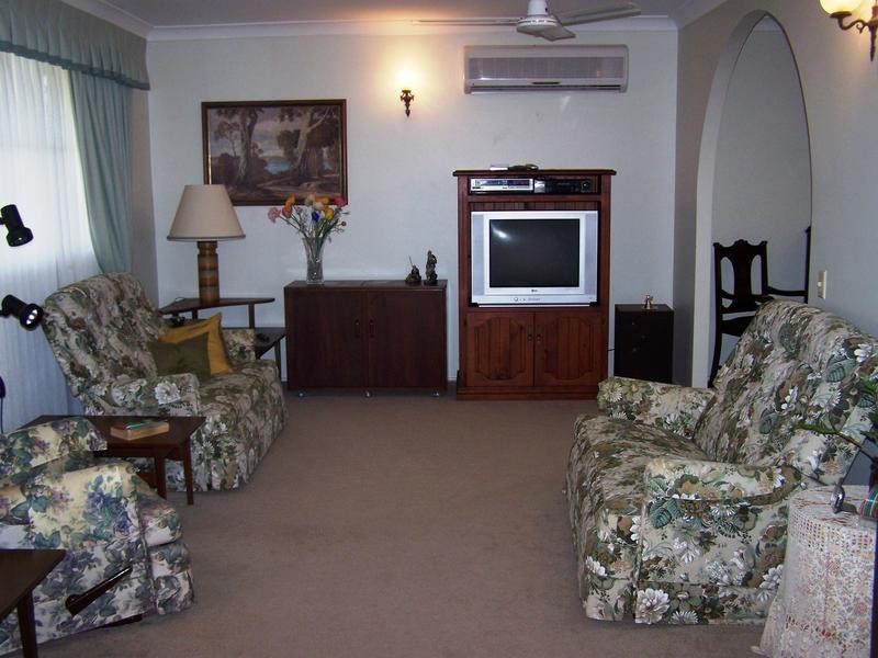 74 Lowanna Drive, Buddina QLD 4575