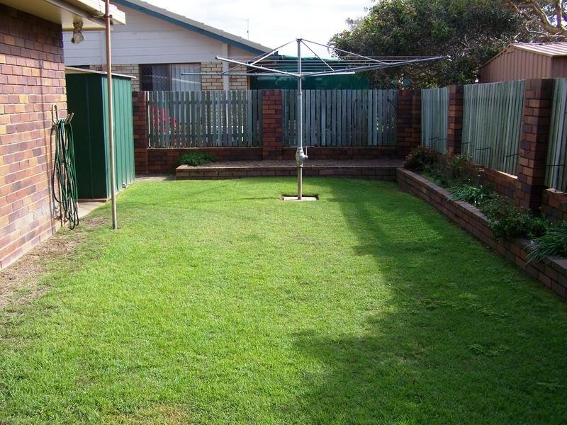 74 Lowanna Drive, Buddina QLD 4575