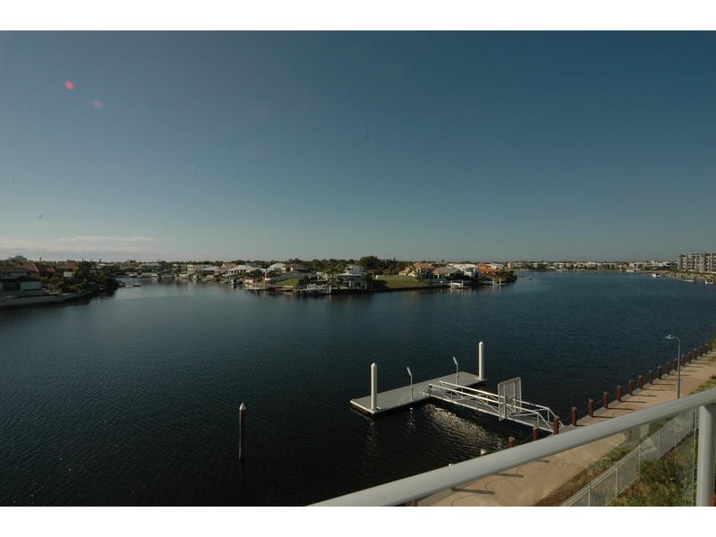 33/51 Grand Parade, Parrearra QLD 4575