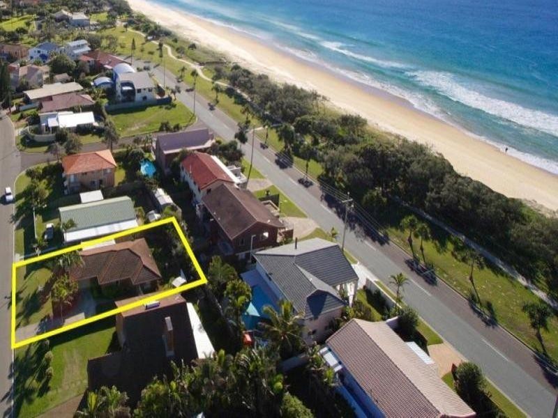 129 Lowanna Drive, Buddina QLD 4575