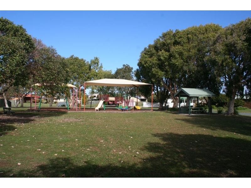 9 Girraween Street, Warana QLD 4575