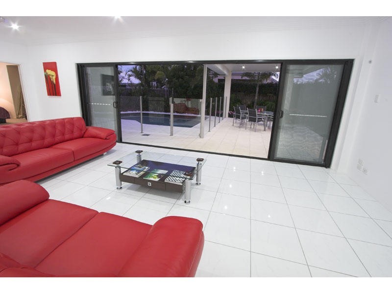 2 Corfu Street, Parrearra QLD 4575