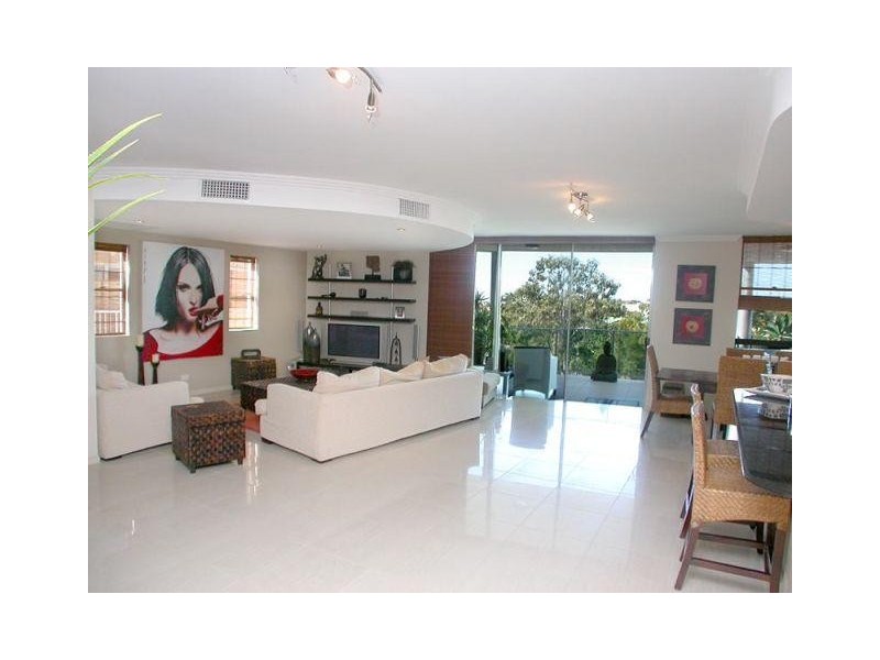 17-19 Bindaree Crescent, Mooloolaba QLD 4557